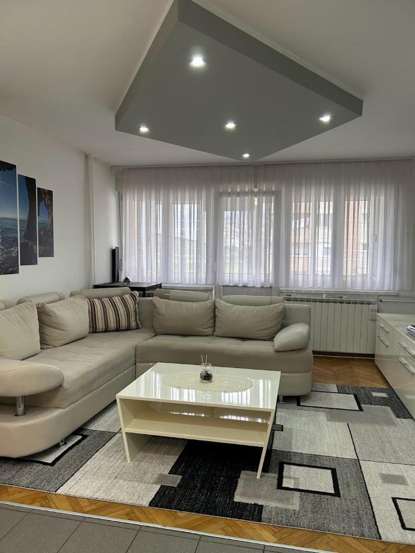 Tina Apartment Karlovac Luaran gambar